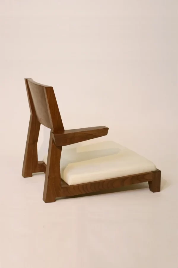 leggless chair 03 leggless chair 03